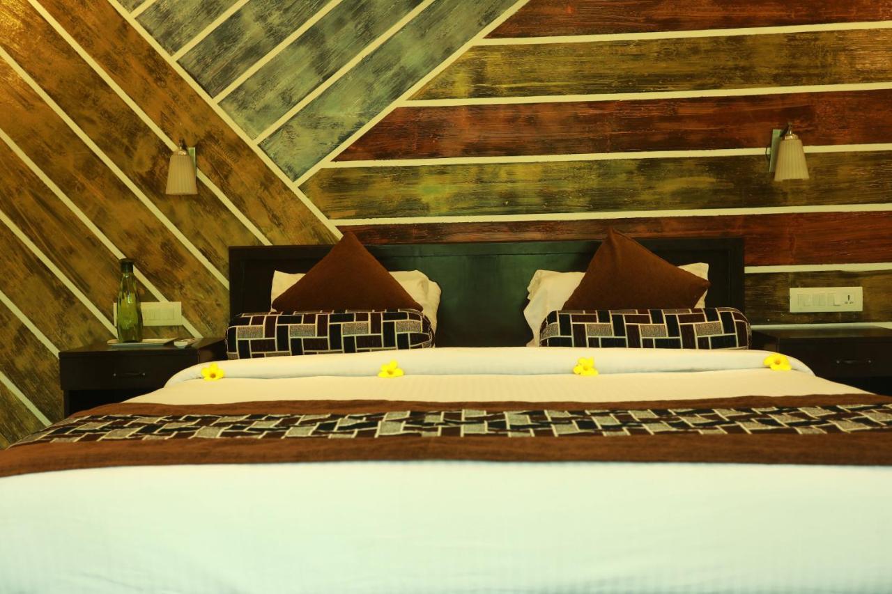 Lara Lake View Resort Thiruvananthapuram Bagian luar foto